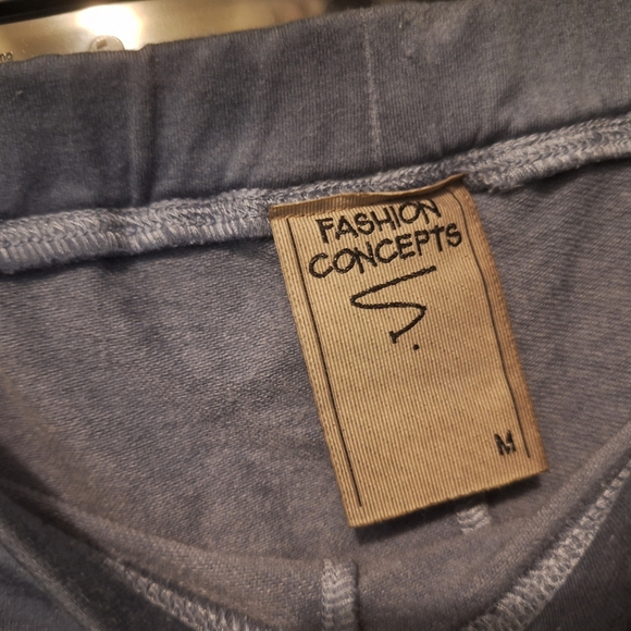 Stylish embellished leggings - Picture 4 of 5